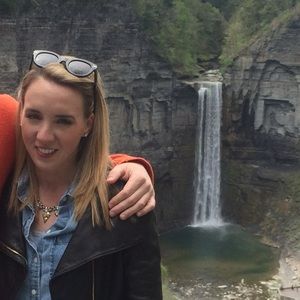 Meet your Posher, Ashley