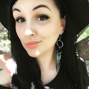 Meet your Posher, Natasha