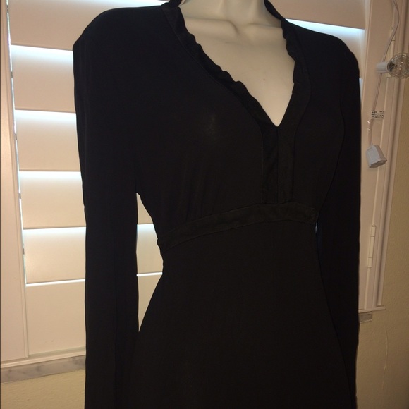 Escada - Picture 3 of 4