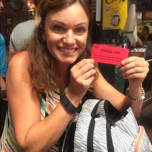 Meet your Posher, Suzanne