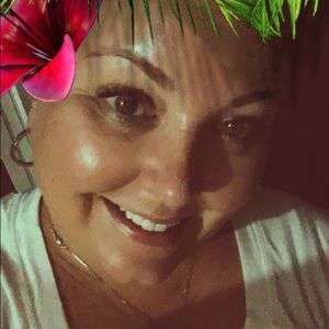 Meet your Posher, Carie