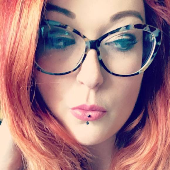 Meet your Posher, Missy