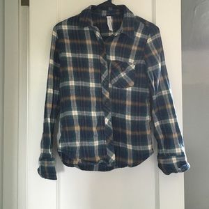 Plaid flannel button up