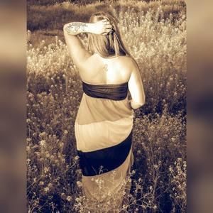 Meet your Posher, April