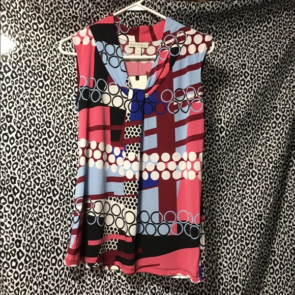 NWT Dana Buchman sleeveless top.