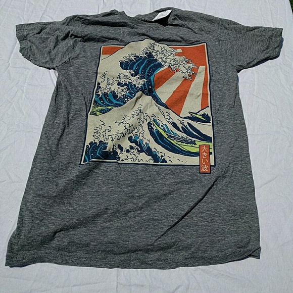T shirt from Urban Outfitters (brand new)
