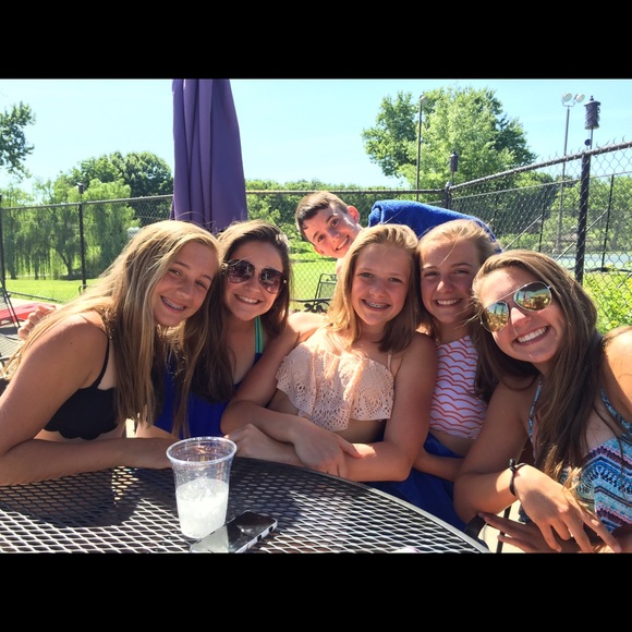 Meet your Posher, Lucy - Picture 1 of 1