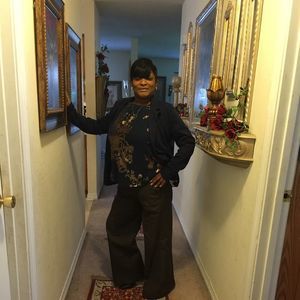 Meet your Posher, Rose