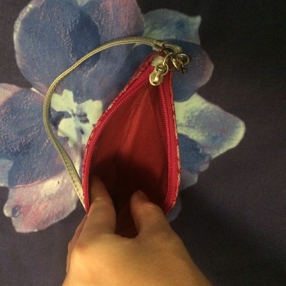 Mini Coach wristlet - Picture 2 of 2