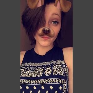 Meet your Posher, Alexis