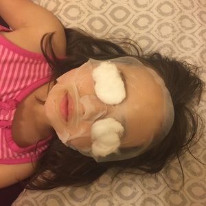 Meet your Posher, Mimi