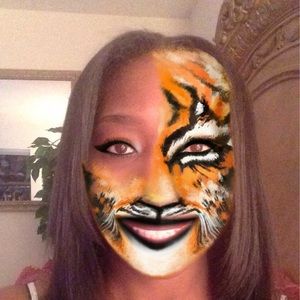 Meet your Posher, Lashonda