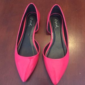 Hot pointy toe flats