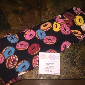 LuLaRoe tall and curvy donuts leggings