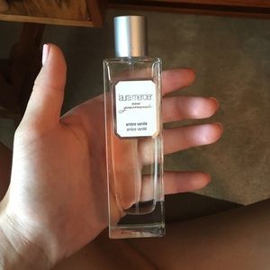 🆕 Ambrè Vanilla Laura Mercier Perfume