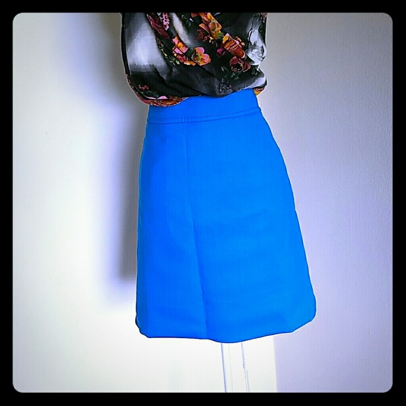 NWT Ann Taylor Cobalt A-line Skirt
