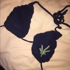 Bathing Weed plant top