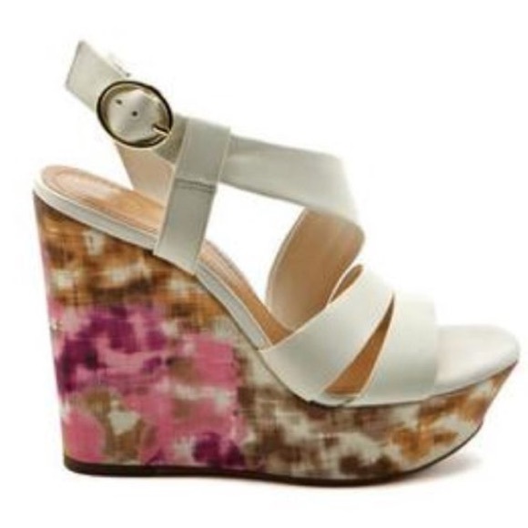 Jessica Simpson Wedges - Picture 3 of 3