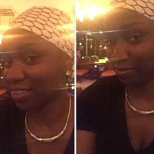 Meet your Posher, Lenora