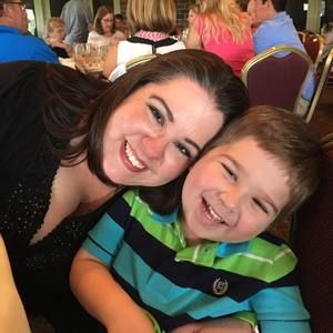 Meet your Posher, Lisa