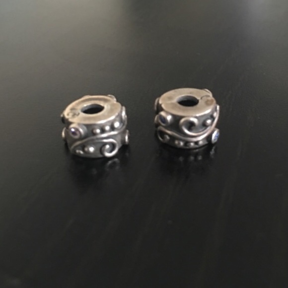 Two Pandora end link charms
