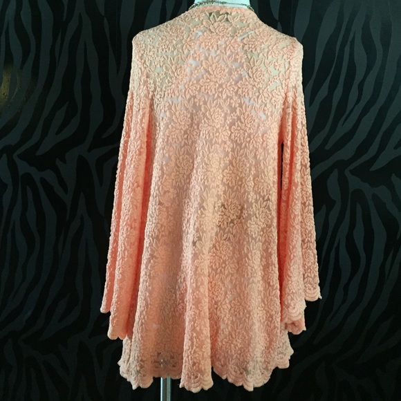 Audrey 3 + 1 Orange Floral Kimono - Picture 3 of 3