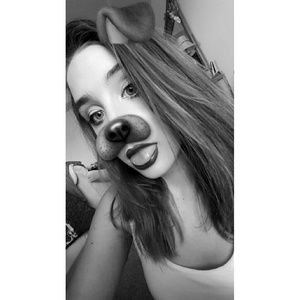 Meet your Posher, Esther