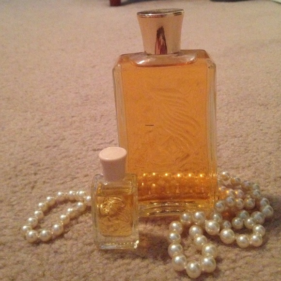 4.5oz + .25oz White Shoulders Eau de Cologne