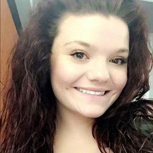 Meet your Posher, Kari