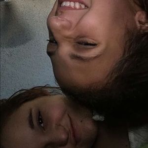 Meet your Posher, Adrienne