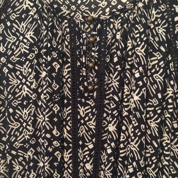 Blue and white print dress - Picture 3 of 4