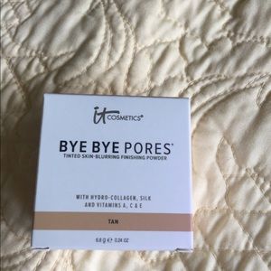 Bye Bye Pores by it Cosmetics