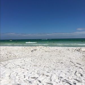 Meet your Posher, Jena