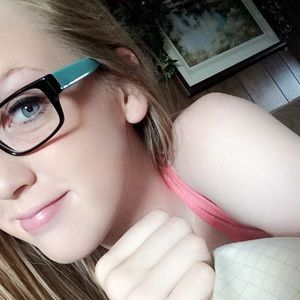 Meet your Posher, Paige