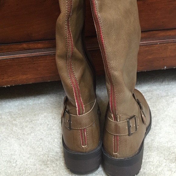 Target boots size 6 New - Picture 2 of 4