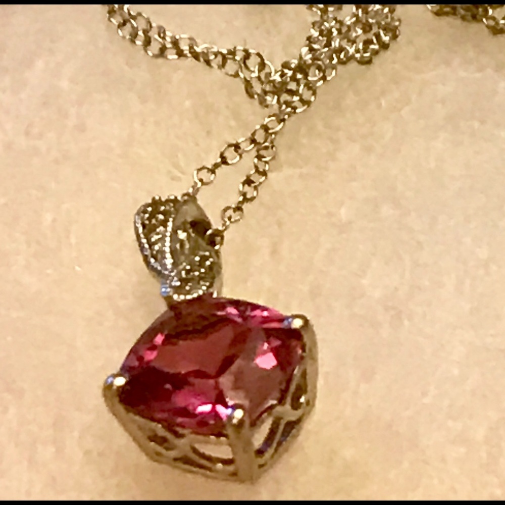 925/18K Raspberry Corundum 2.6CT & White Sapphires - Picture 4 of 8