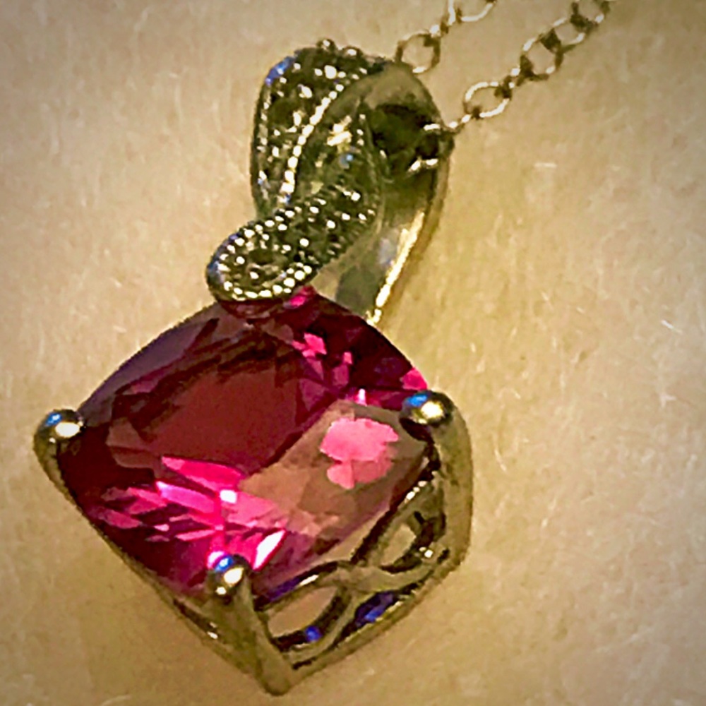 925/18K Raspberry Corundum 2.6CT & White Sapphires - Picture 6 of 8