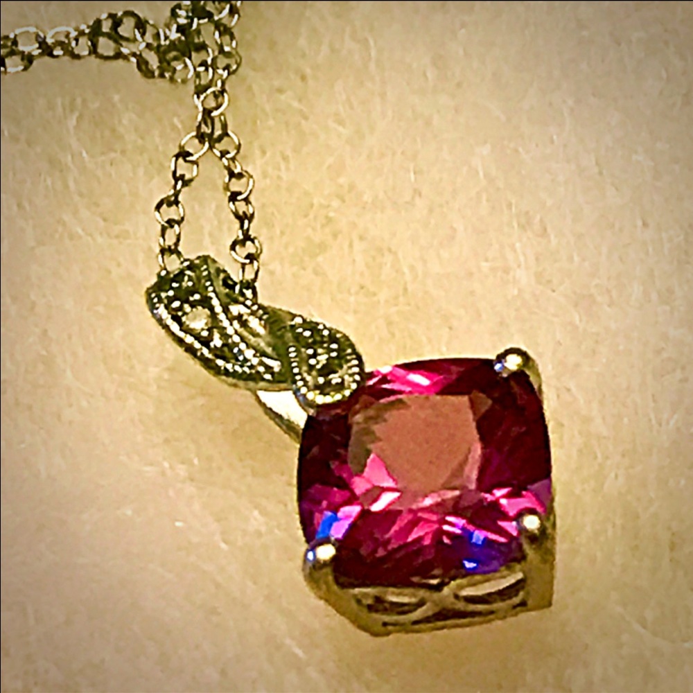 925/18K Raspberry Corundum 2.6CT & White Sapphires - Picture 7 of 8