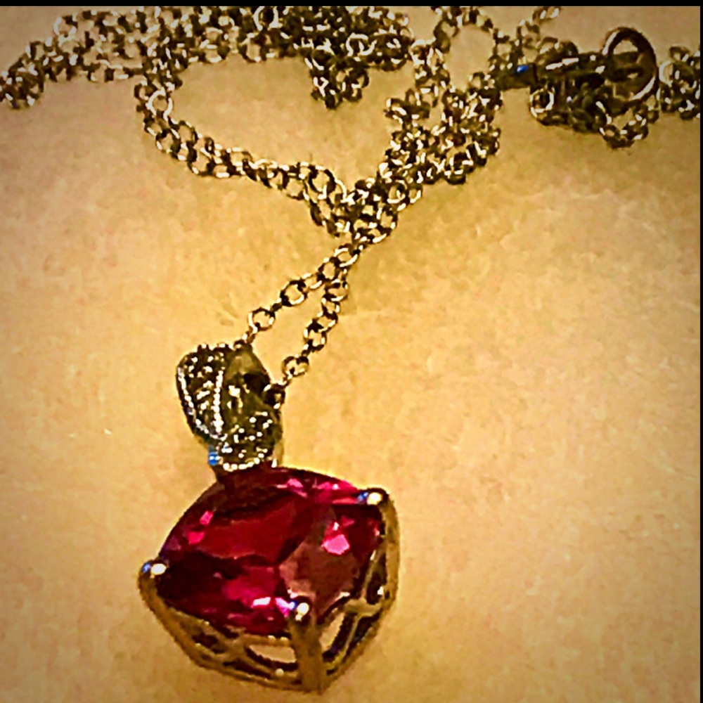 925/18K Raspberry Corundum 2.6CT & White Sapphires - Picture 8 of 8