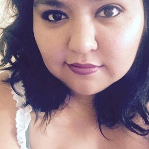 Meet your Posher, Cassandra