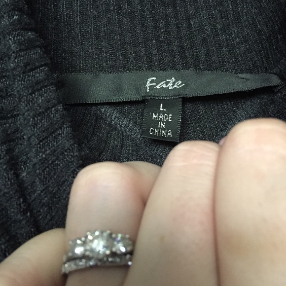 The best sweater dress in existence. - Picture 2 of 3