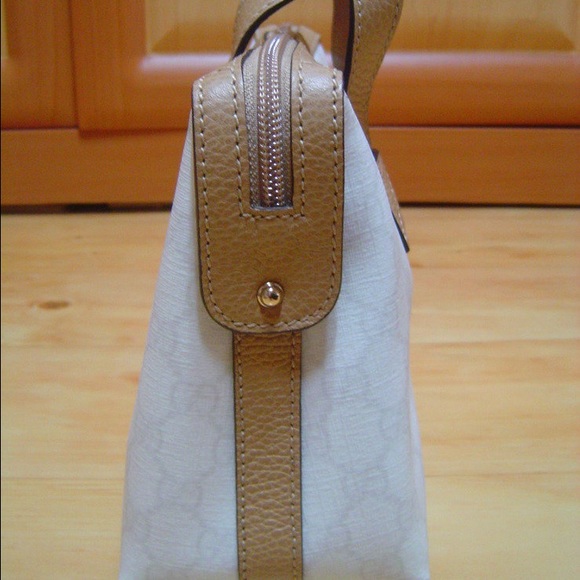 Gucci Purse - Picture 2 of 4