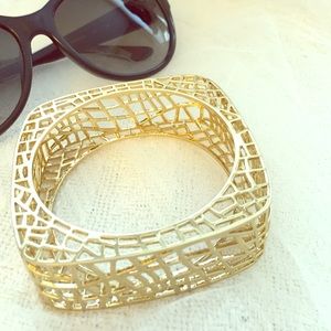 Jewelmint Caged Fashion Bangle