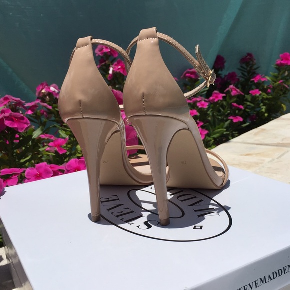 Steve Madden Stecy Patent-Leather Nude Heels - Picture 2 of 4