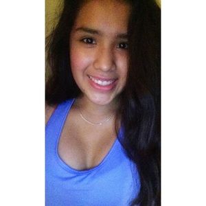 Meet your Posher, Paulina