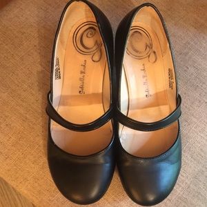 Gabriella Rocha Ginger Leather upper