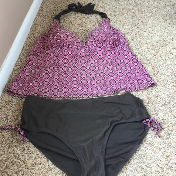 Merona Other - Merona Tankini Swimsuit