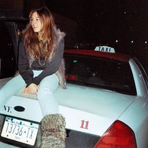 Meet your Posher, Elyse