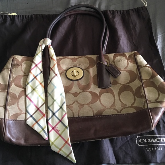 Two toned brown Coach shoulder purse