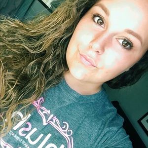 Meet your Posher, Sydny